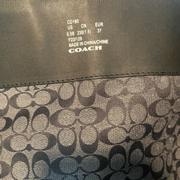 Coach James Boot, never worn - Picture 5 of 10